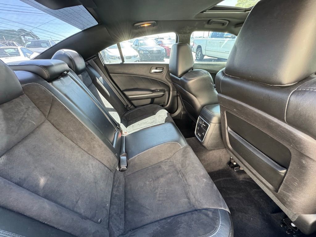 Used 2016 Dodge Charger R/T Scat Pack w/ Technology Group image 14