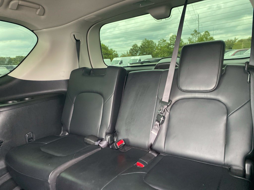 Used 2024 Nissan Armada Platinum w/ Captain's Chairs Package RWD image 35
