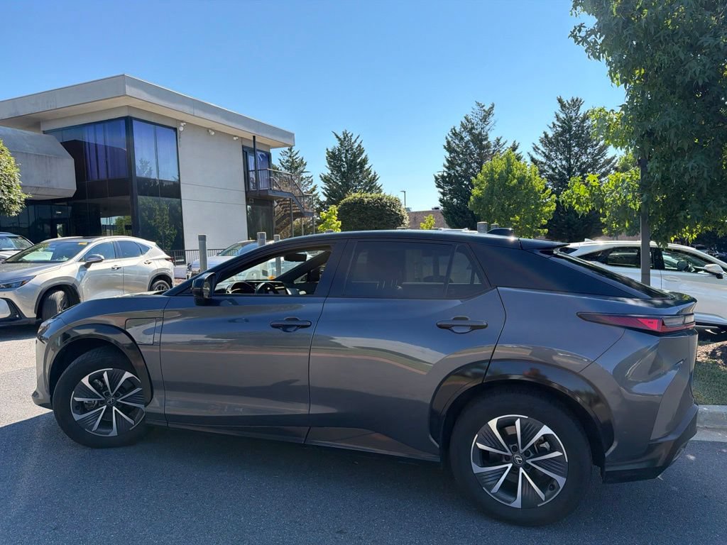 Certified 2023 Lexus RZ 450e Premium w/ Technology Package AWD/4WD image 16