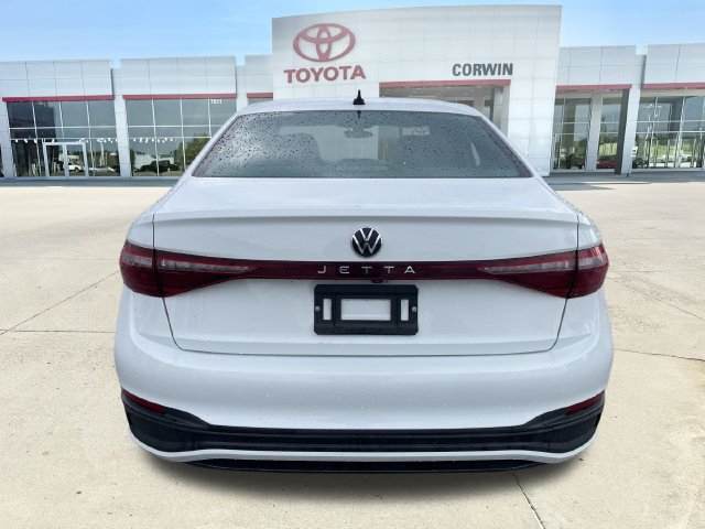 Used 2025 Volkswagen Jetta Sport FWD image 4