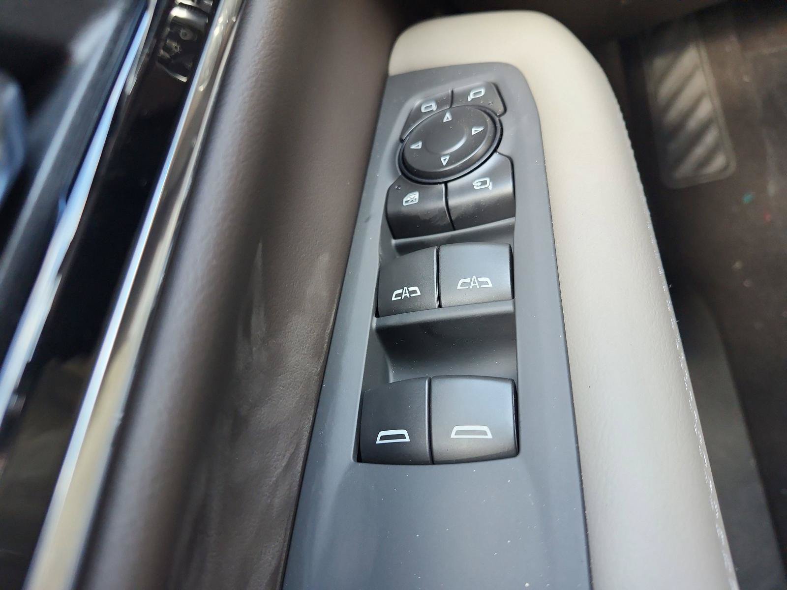 New 2026 GMC Yukon XL Elevation RWD image 16