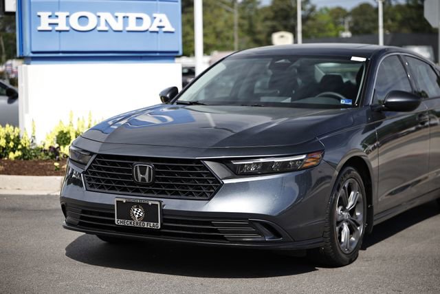 Used 2024 Honda Accord EX image 2