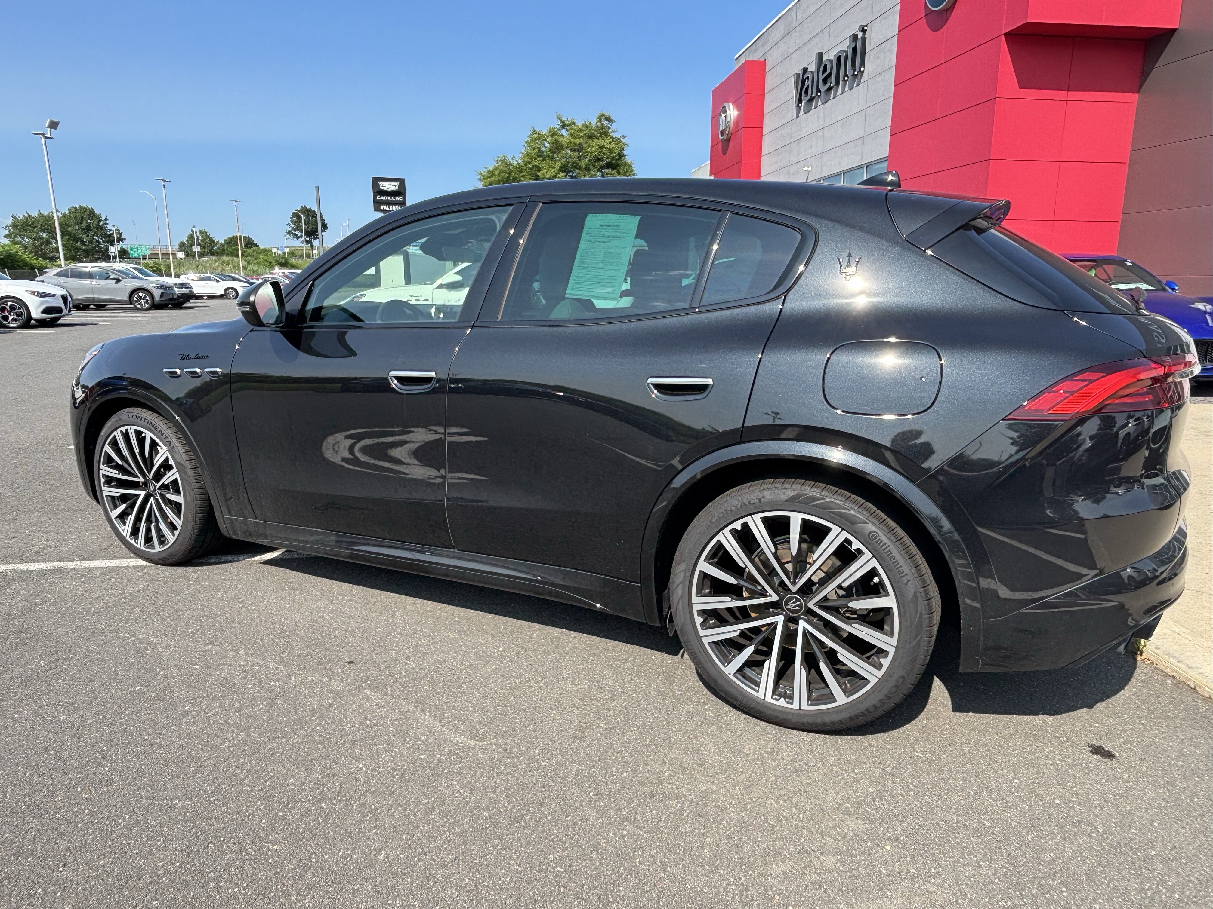 Used 2023 Maserati Grecale Folgore AWD/4WD image 5