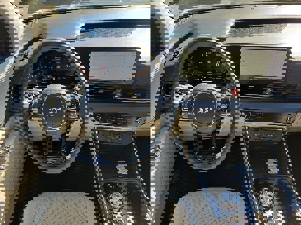 New 2026 Kia Carnival EX FWD image 19