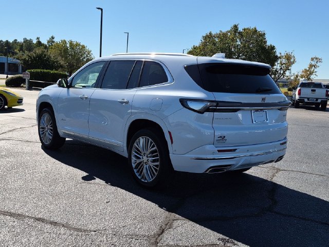 New 2027 Buick Enclave Avenir w/ LPO, Floor Liner Package FWD image 5