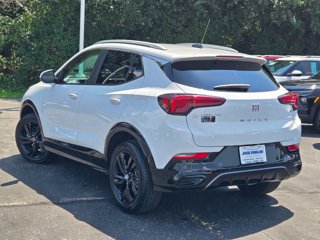 Used 2024 Buick Encore GX Sport Touring image 13