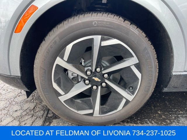 Used 2025 Chevrolet Equinox EV LT image 5