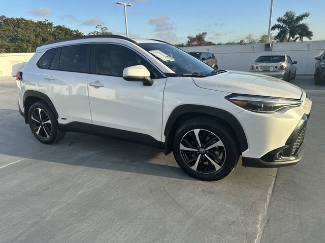 Used 2024 Toyota Corolla Cross XSE w/ Convenience Package image 39