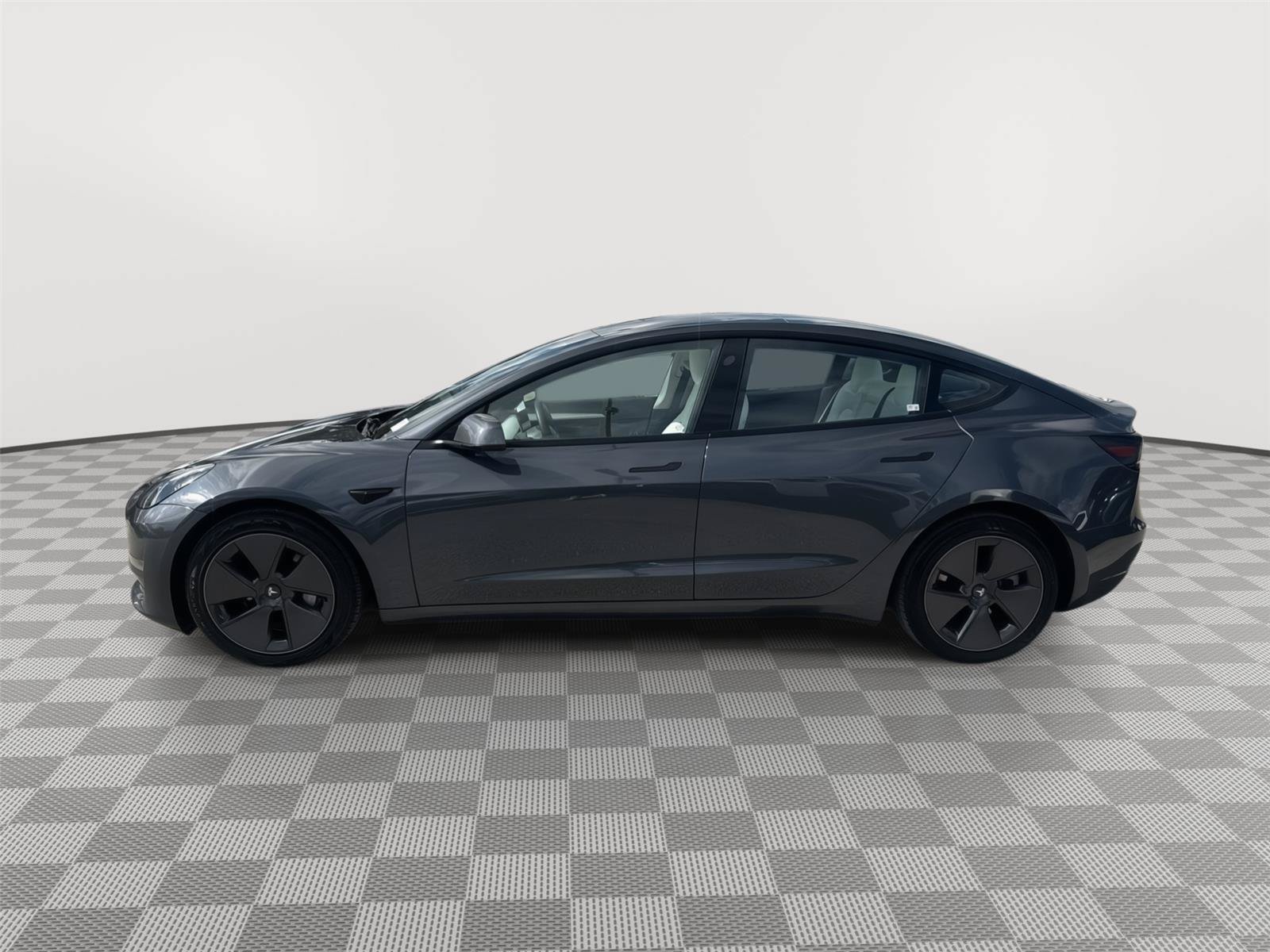 Used 2023 Tesla Model 3 Standard Range RWD image 8
