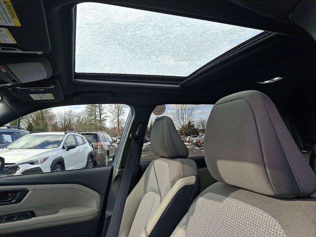 Used 2025 Subaru Forester Premium image 13