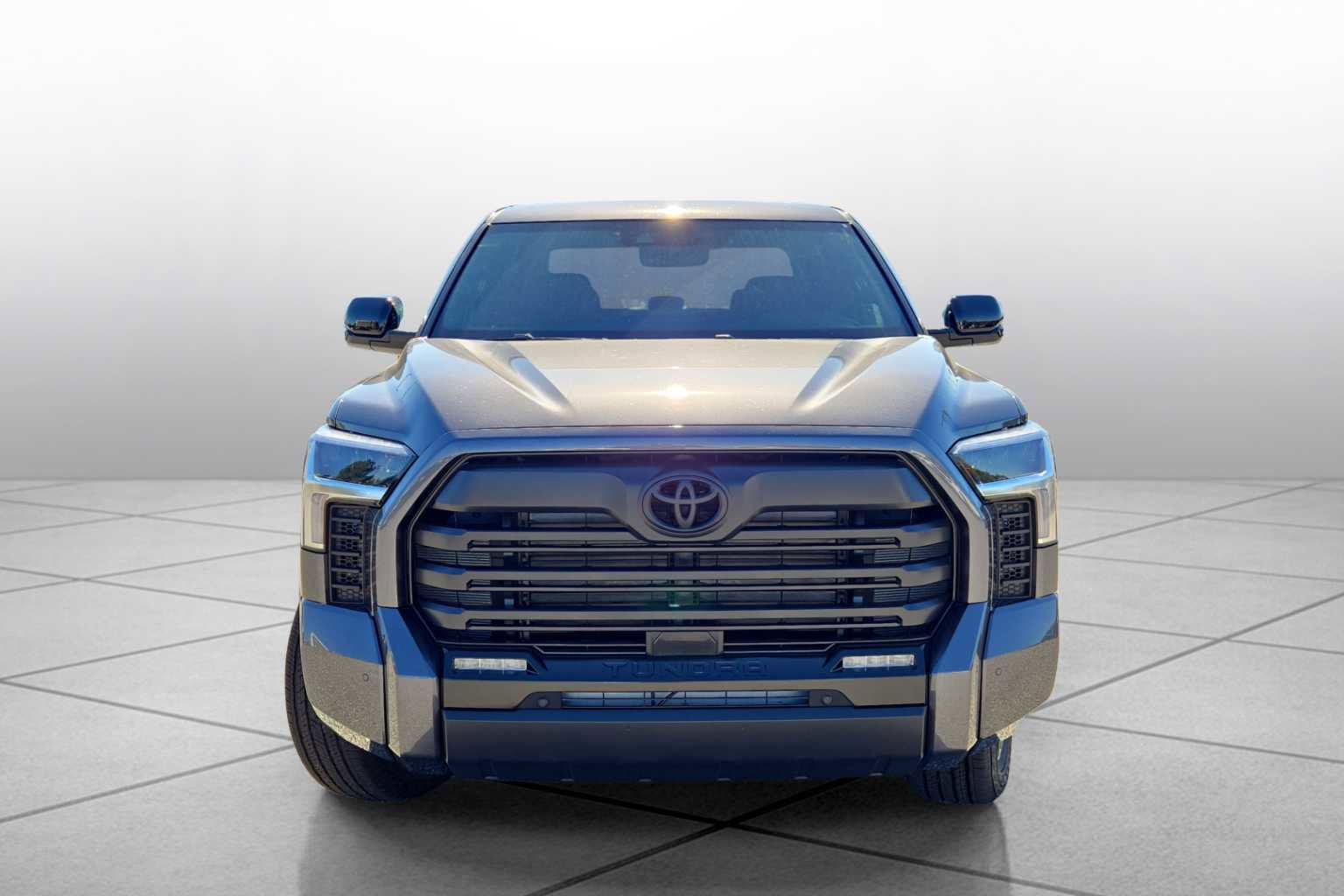 New 2026 Toyota Tundra Limited AWD/4WD image 3