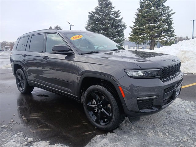 Used 2025 Jeep Grand Cherokee L Limited w/ Black Appearance Package image 1