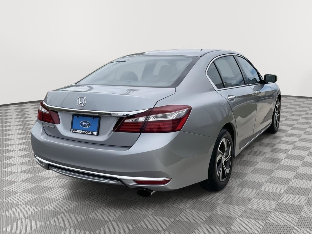 Used 2017 Honda Accord LX image 12