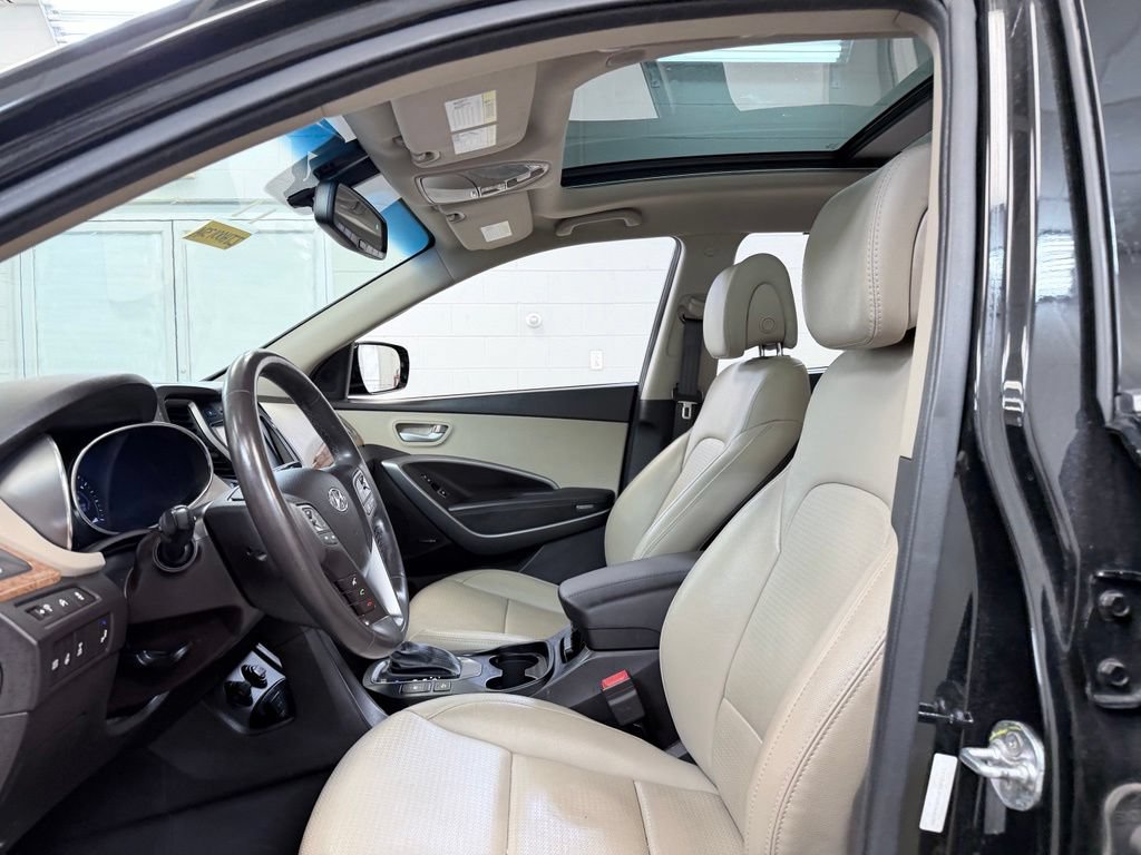 Used 2016 Hyundai Santa Fe Sport w/ Option Group 04 AWD/4WD image 13