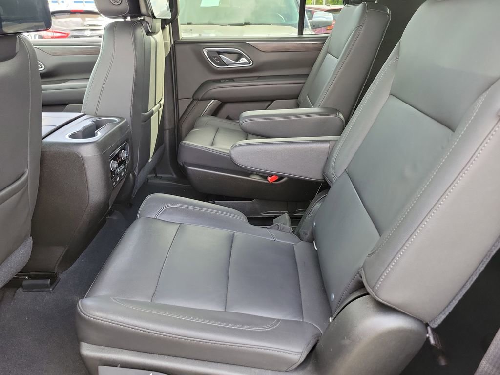 Used 2021 Chevrolet Tahoe Z71 w/ Z71 Off-Road Package AWD/4WD image 12