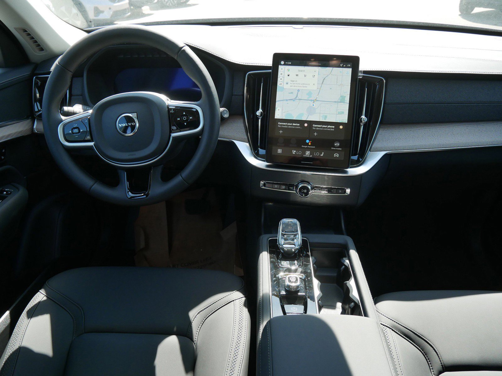 New 2026 Volvo XC90 B6 Plus image 7