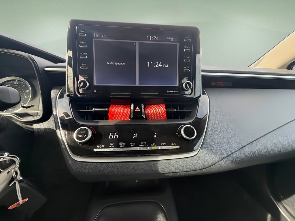 Used 2021 Toyota Corolla LE FWD image 18