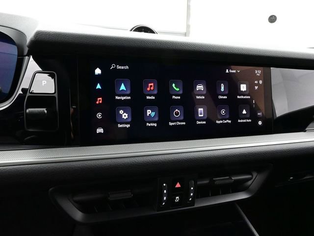 Used 2025 Porsche Cayenne Coupe image 10