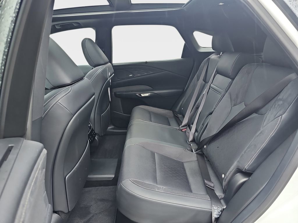 Certified 2025 Lexus RX 450h AWD w/ Convenience Package image 17