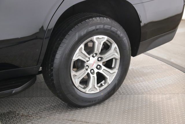 Used 2024 GMC Yukon SLE AWD/4WD image 14