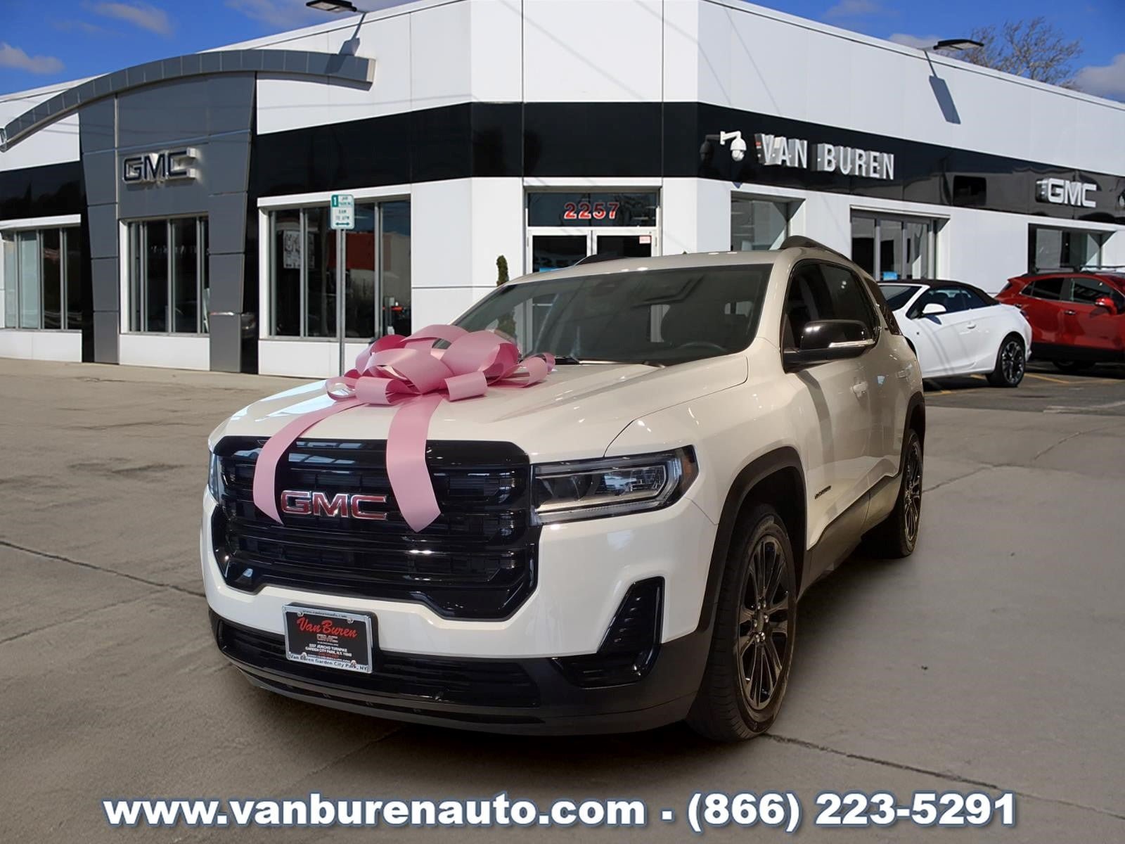 Used 2023 GMC Acadia SLE w/ Driver Convenience Package