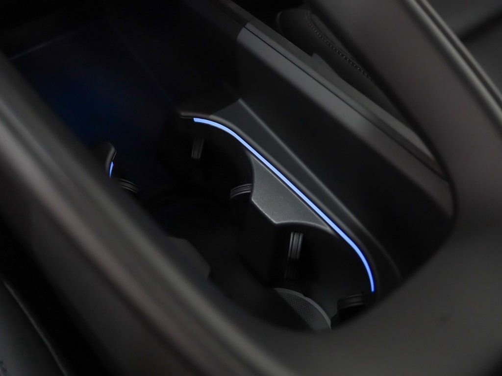 New 2025 Porsche Macan Turbo Electric image 34