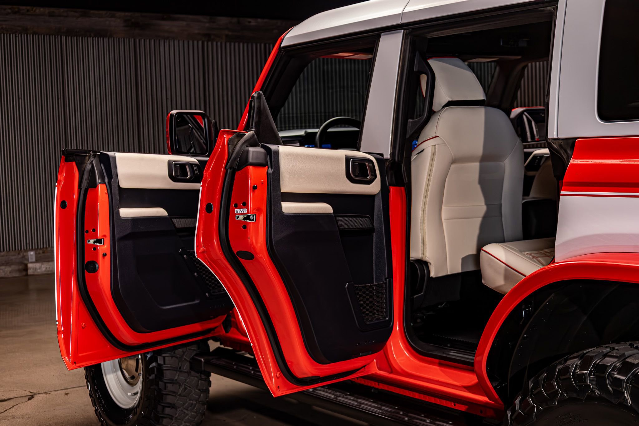 Used 2024 Ford Bronco Heritage Edition image 25