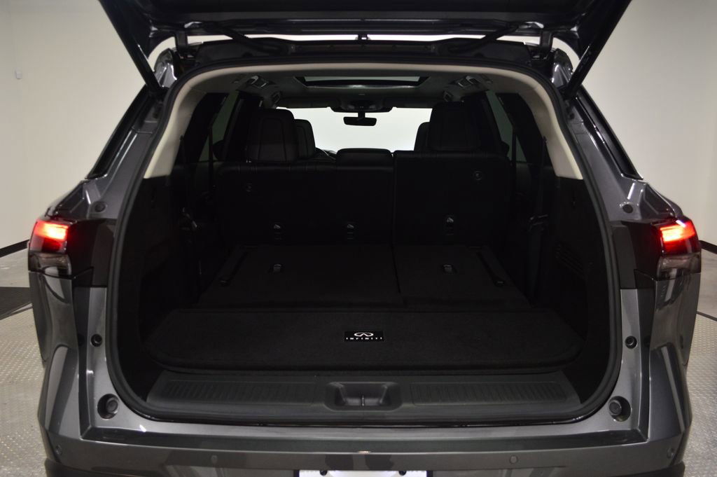 Certified 2026 INFINITI QX60 Luxe w/ Cargo Package AWD/4WD image 43