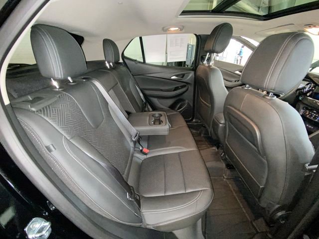Used 2023 Buick Encore GX Essence w/ Experience Buick Package AWD/4WD image 31