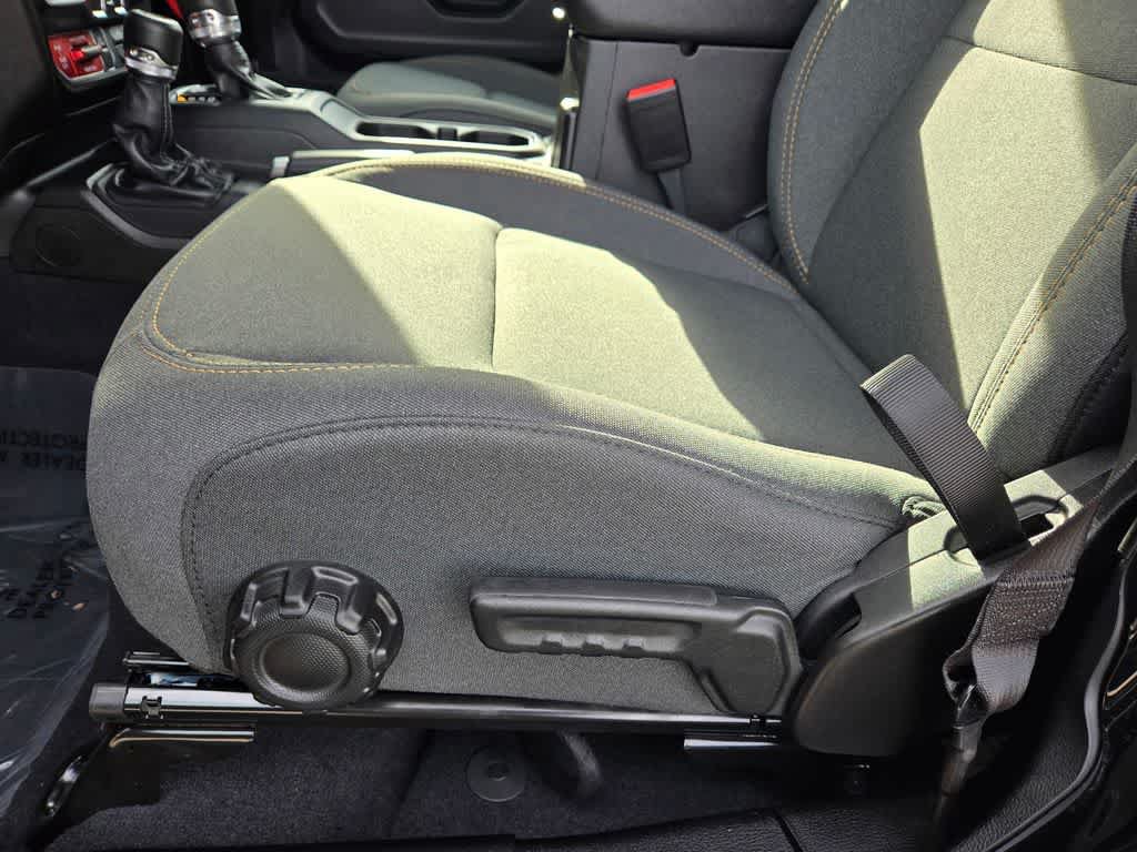 New 2026 Jeep Wrangler Unlimited Sport AWD/4WD image 13