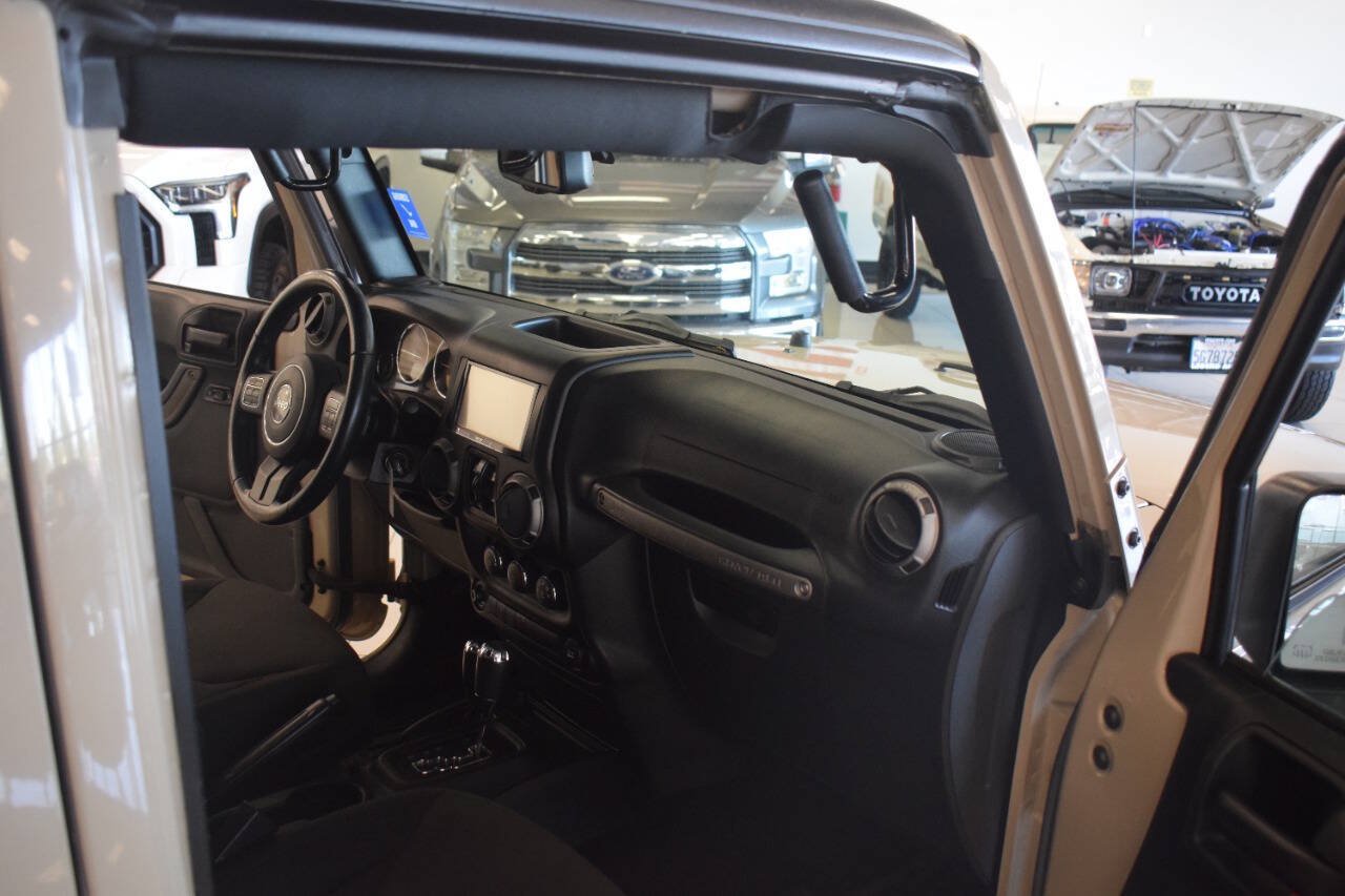 Used 2016 Jeep Wrangler Unlimited Sport w/ Quick Order Package 24S AWD/4WD image 13