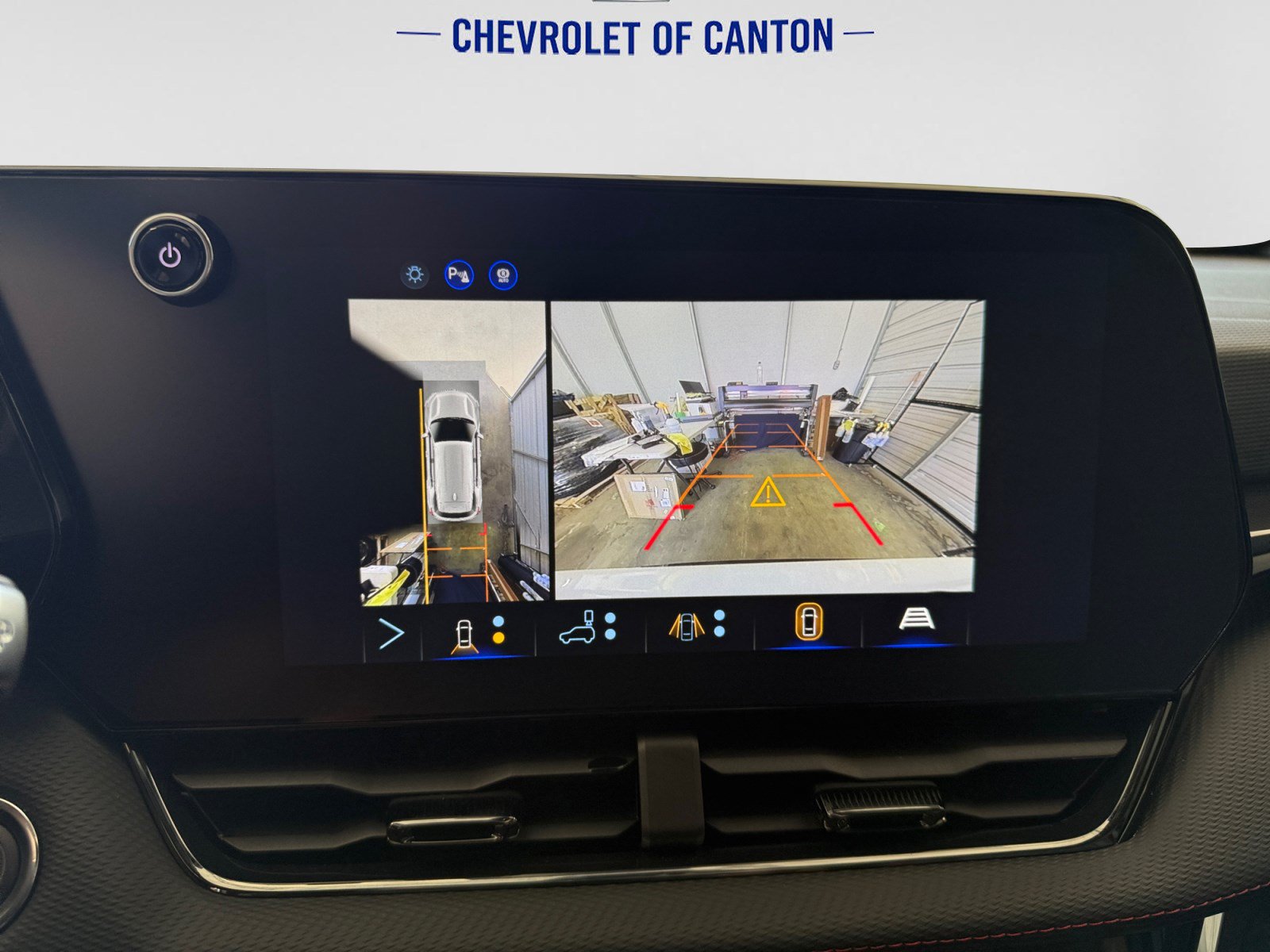 New 2027 Chevrolet Equinox RS w/ Safety and Technology Package FWD image 29