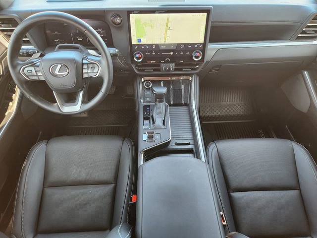 Used 2025 Lexus GX 550 w/ Cold Area Package AWD/4WD image 26