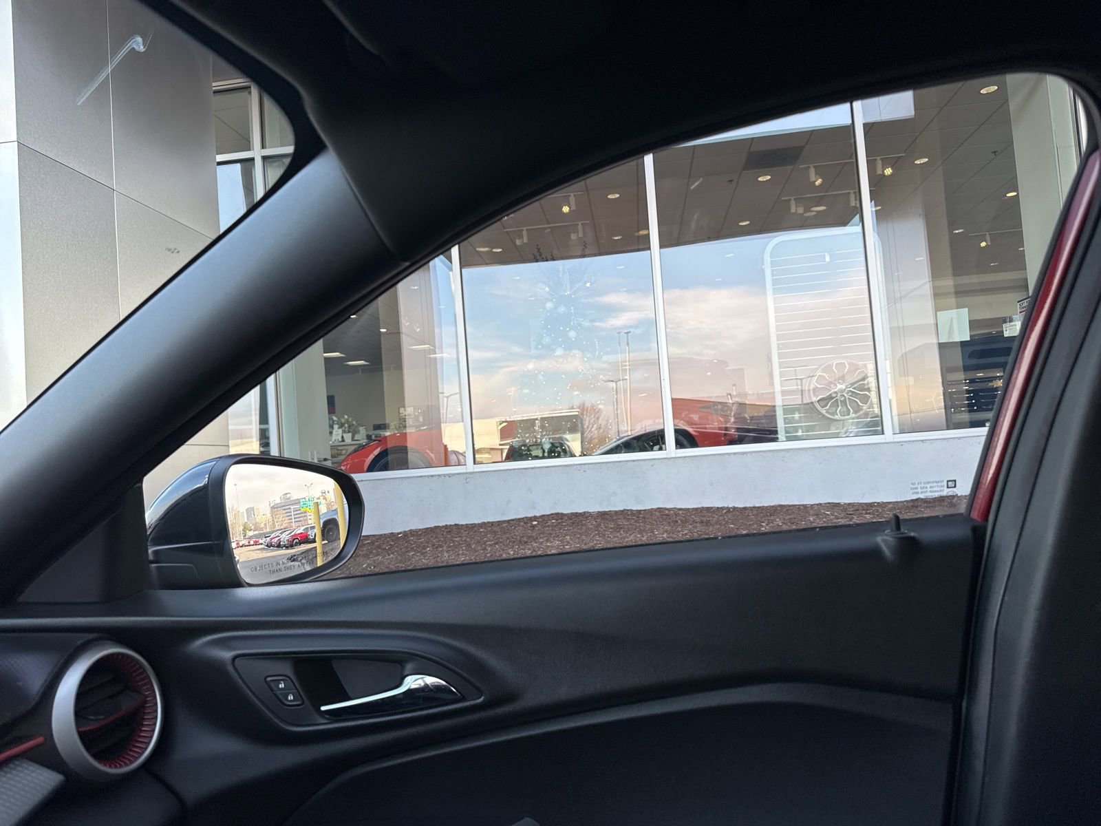 Used 2024 Chevrolet Trax RS w/ Driver Confidence Package image 27