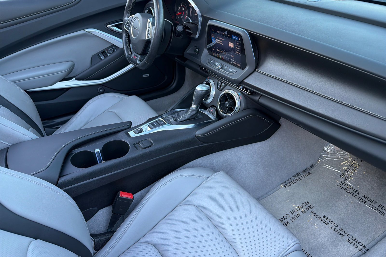 Used 2021 Chevrolet Camaro SS RWD image 13