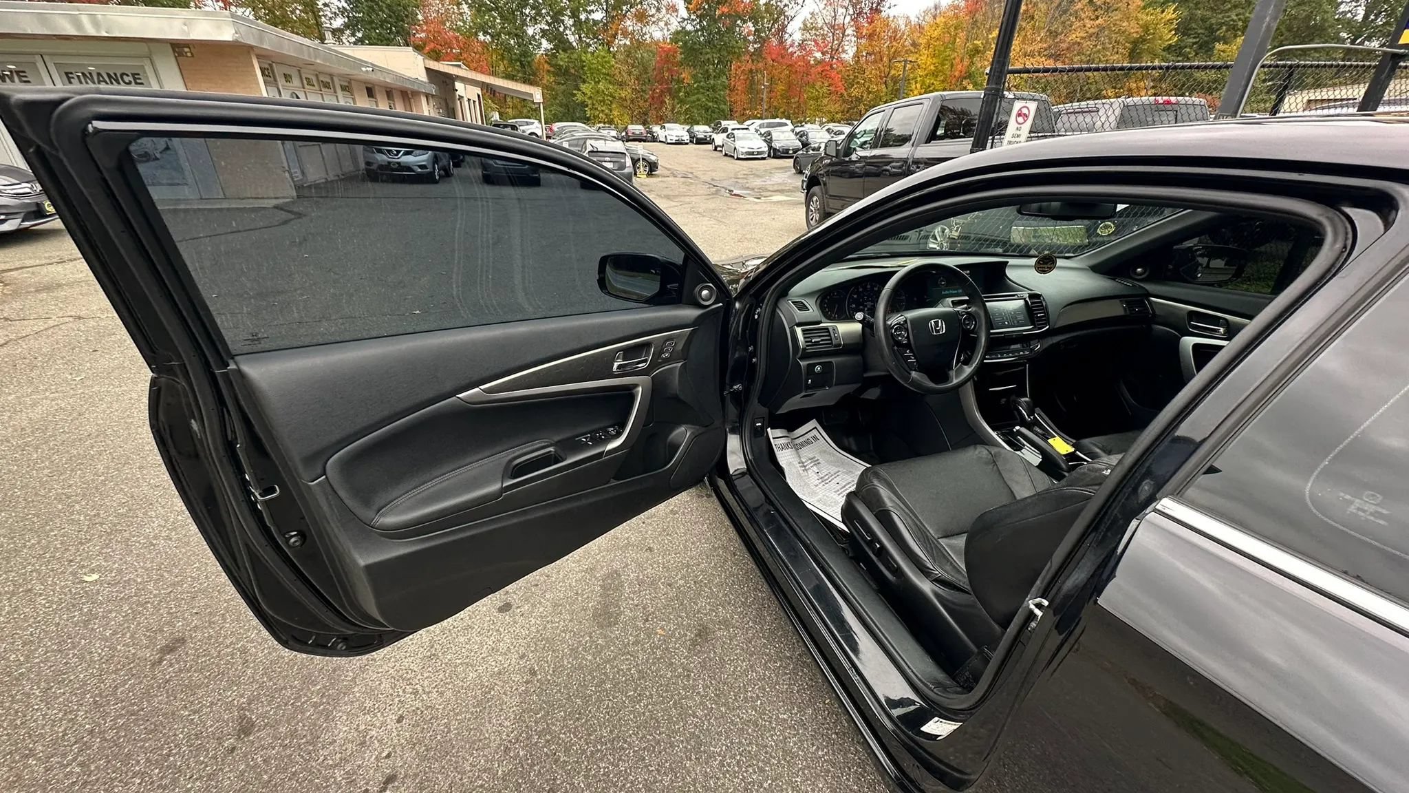 Used 2016 Honda Accord EX-L image 28