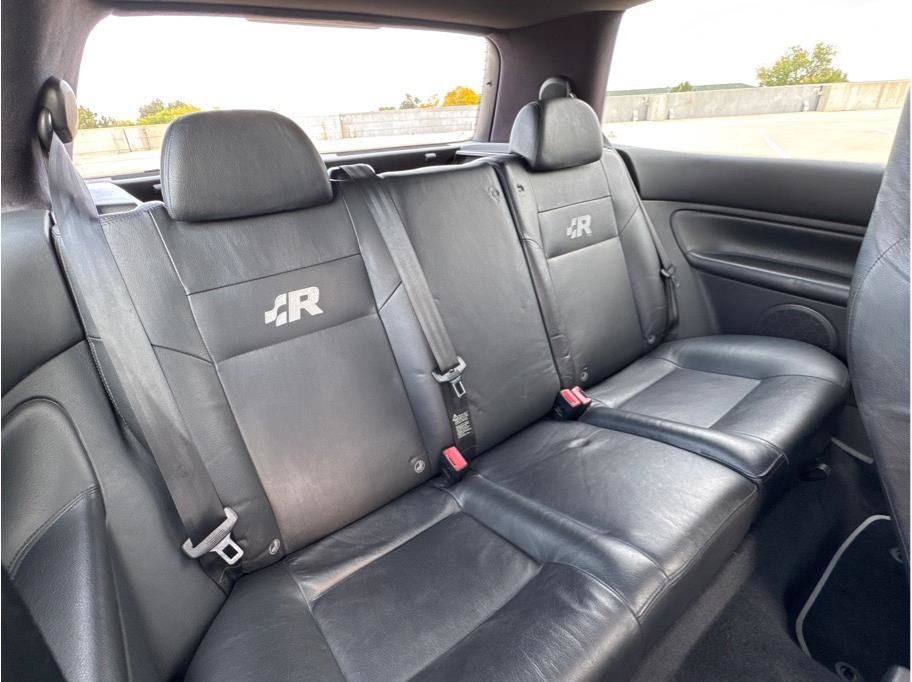 Used 2004 Volkswagen R32 AWD/4WD image 12