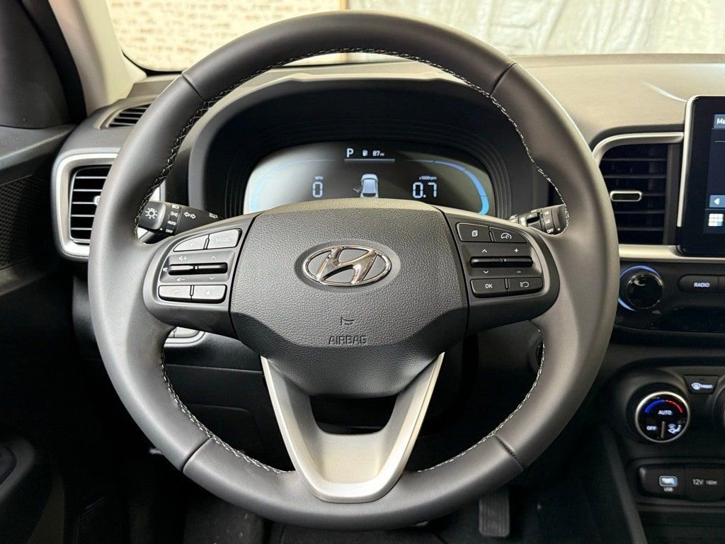 New 2026 Hyundai Venue SEL image 13