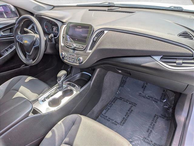 Used 2022 Chevrolet Malibu LT FWD image 15