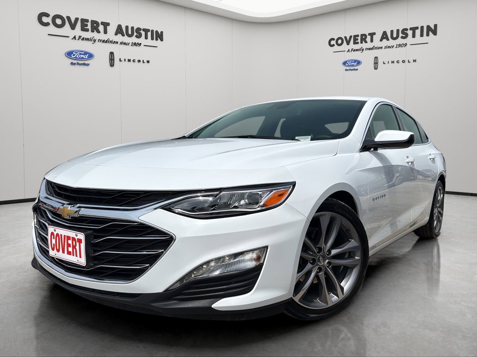 Used 2023 Chevrolet Malibu LT w/ LPO, Floor Liner Package FWD image 1