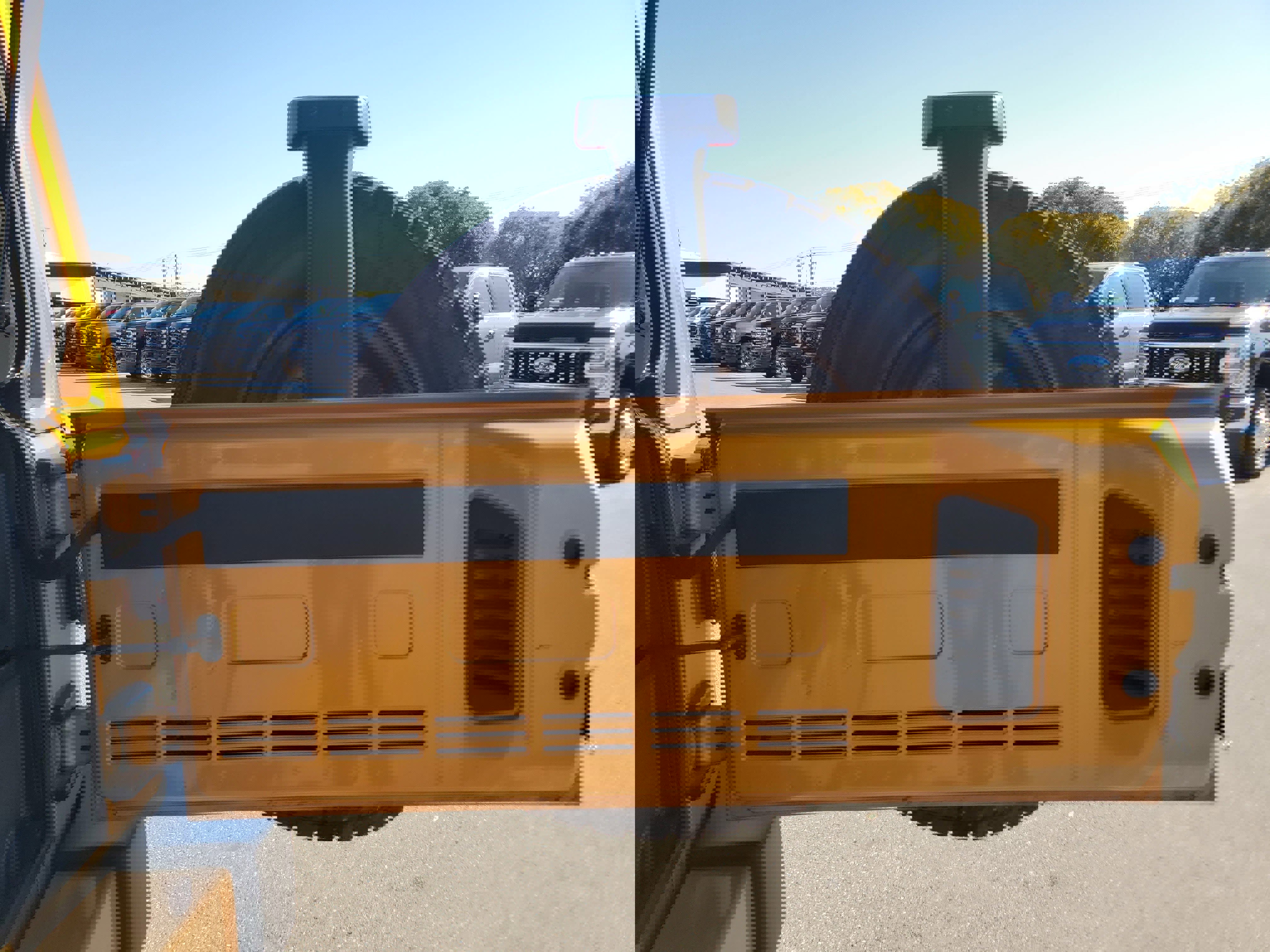 Used 2014 Jeep Wrangler Unlimited Sahara w/ Connectivity Group image 15