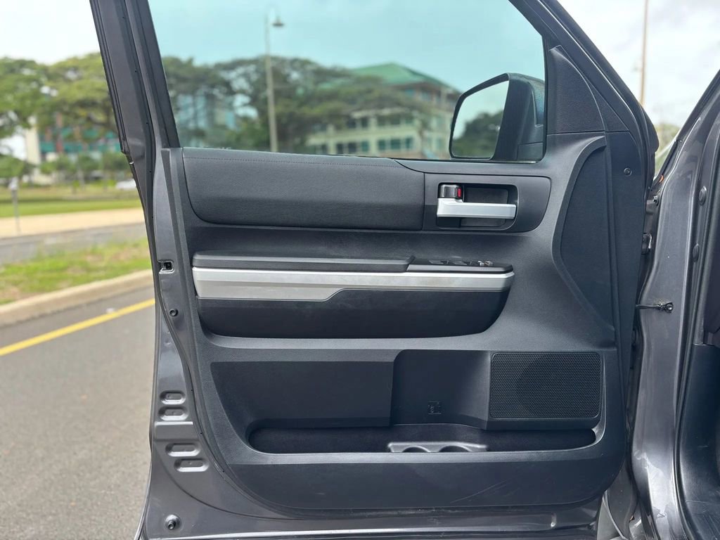 Used 2015 Toyota Tundra SR5 image 13