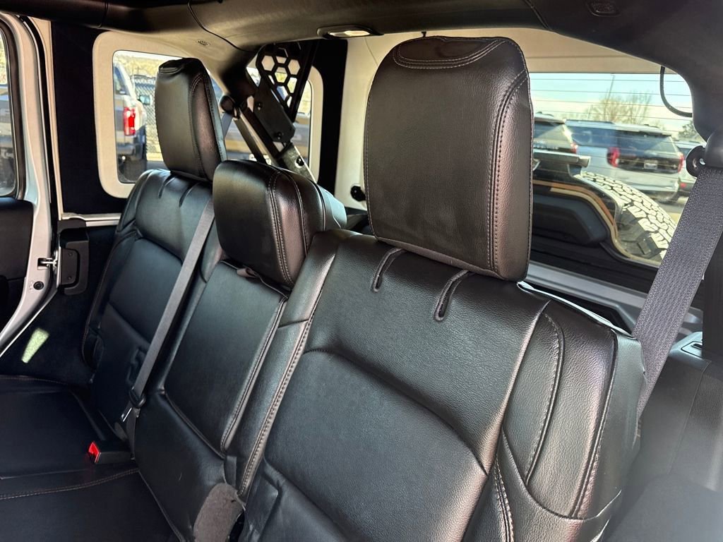 Used 2023 Jeep Wrangler Unlimited Rubicon 392 w/ Trailer Tow Package AWD/4WD image 21
