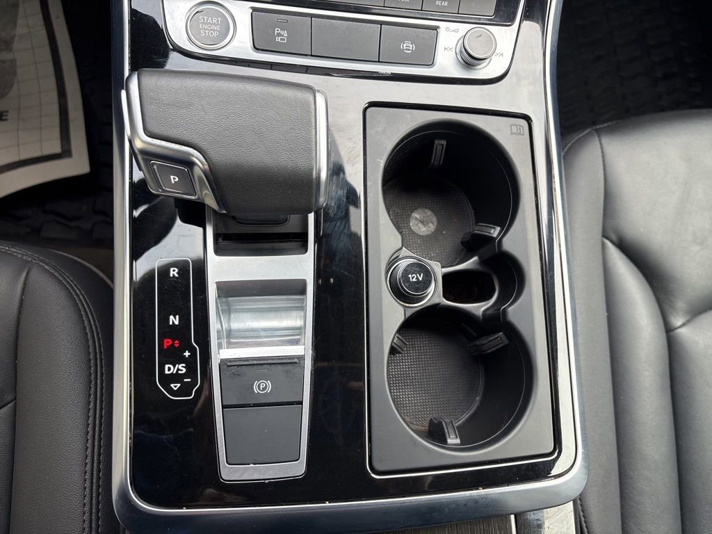 Used 2023 Audi Q7 3.0T Premium image 16