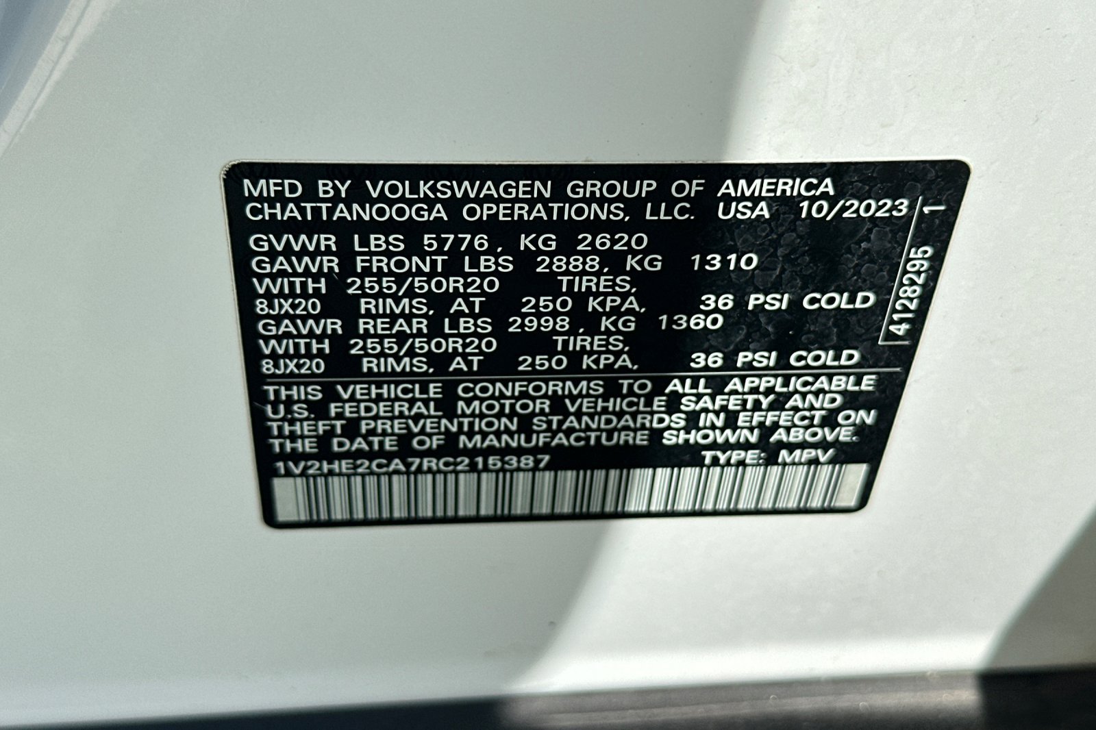 Certified 2024 Volkswagen Atlas Cross Sport SE AWD/4WD image 29