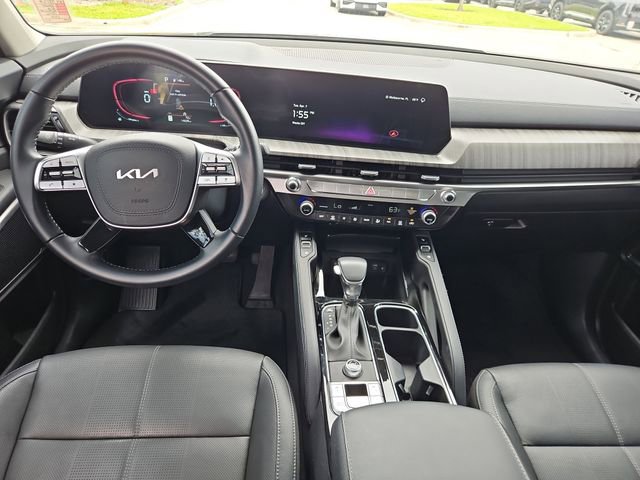 Certified 2024 Kia Telluride EX w/ EX Captain's Chair Package image 8
