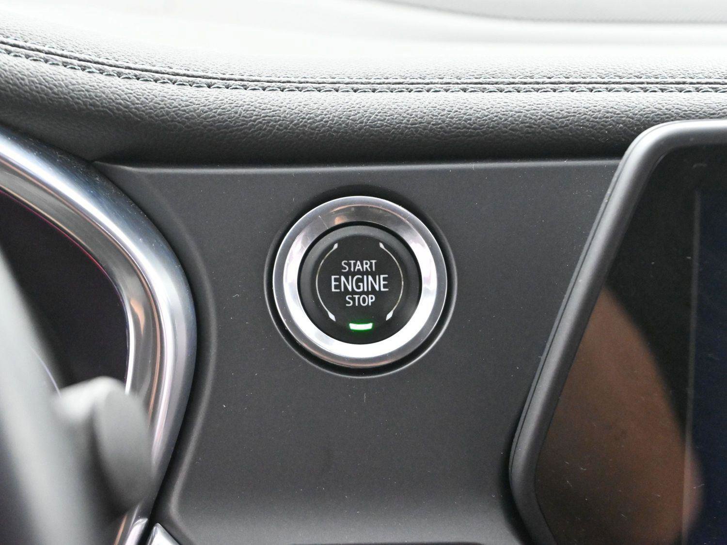 Used 2020 Chevrolet Blazer LT image 27