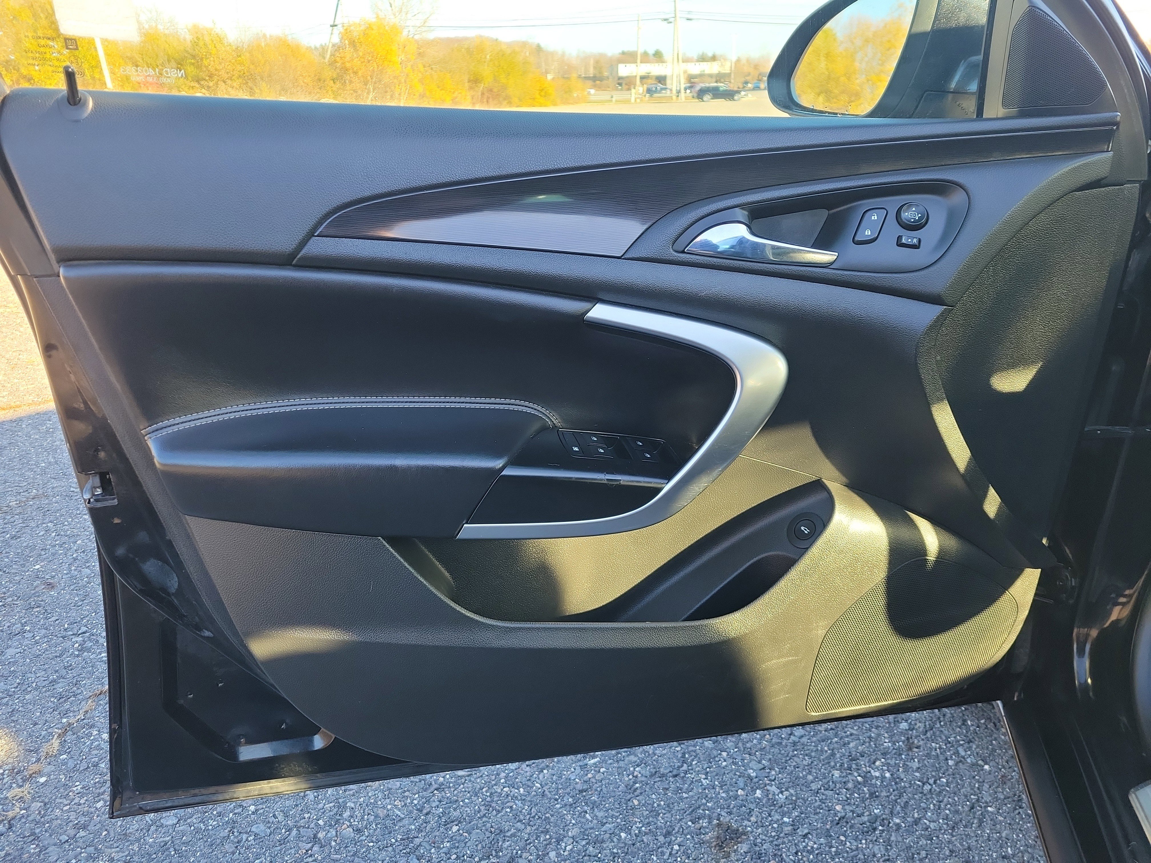 Used 2014 Buick Regal Premium image 15