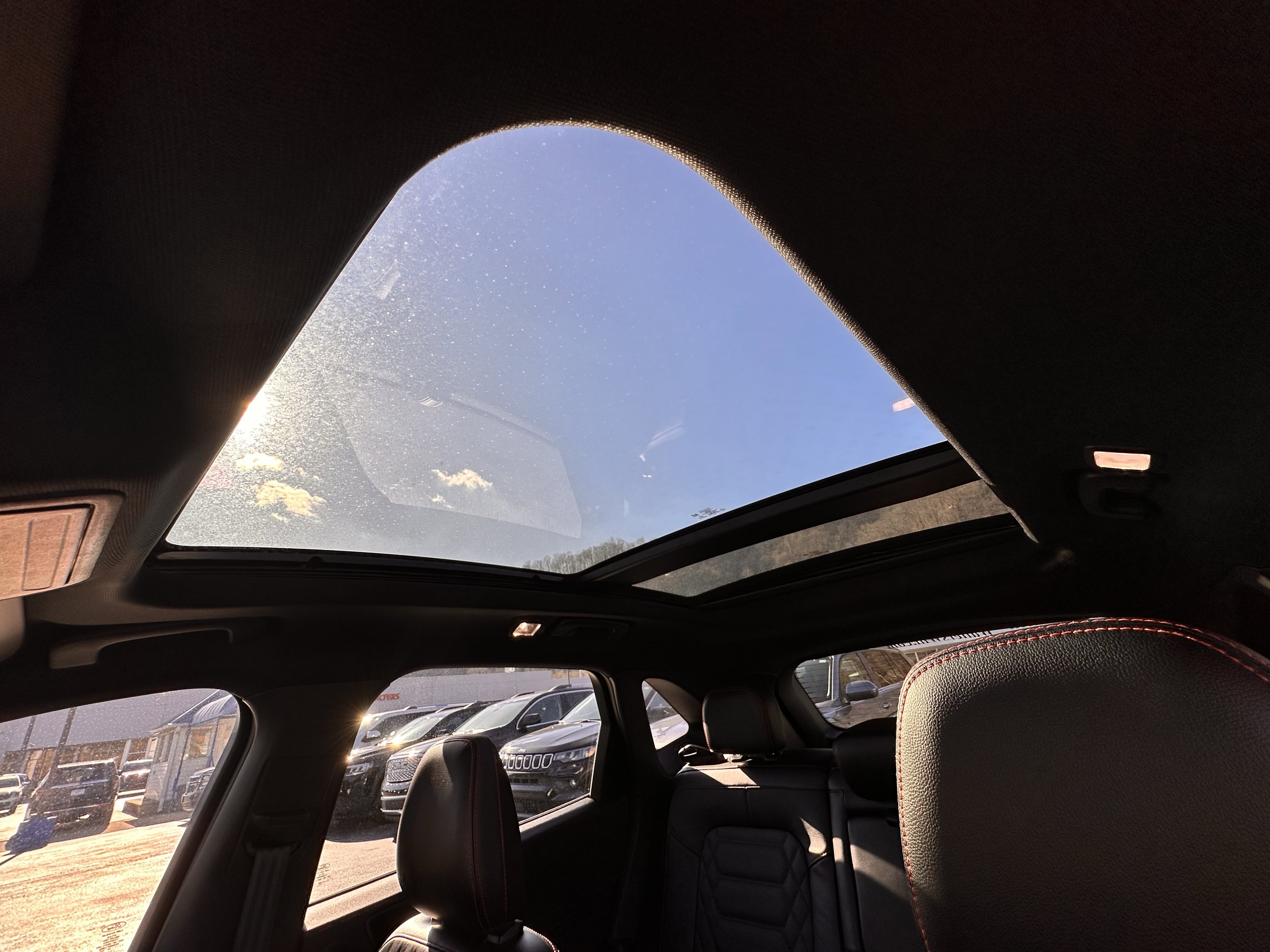 Used 2024 Ford Escape ST-Line Elite w/ Premium Technology Package image 17