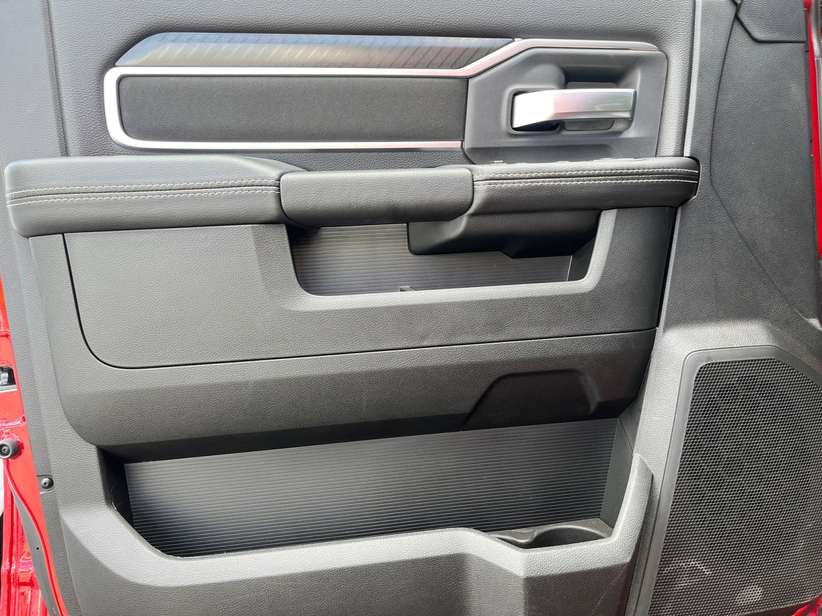 New 2025 RAM 2500 Big Horn AWD/4WD image 15